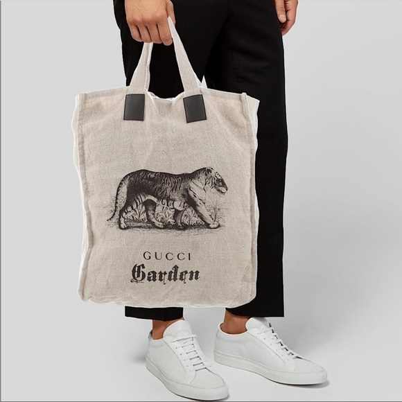 🐅AUTHENTIC🐅 Limited Edition Gucci Garden Linen Tote Bag - Picture 6 of 7